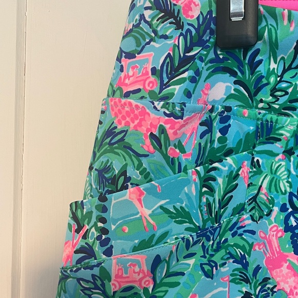 Lilly Pulitzer Monica Skort. Size 12 - Picture 4 of 7